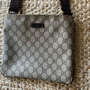 Authentic Gucci crossbody